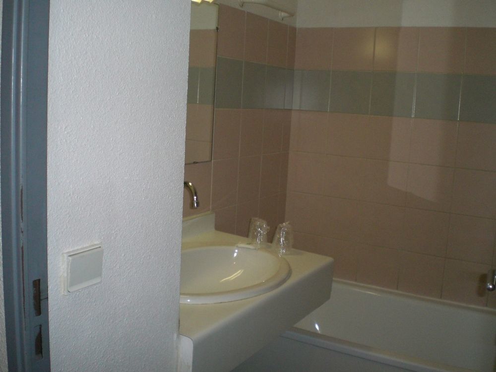 Fasthome Gonesse Buitenkant foto