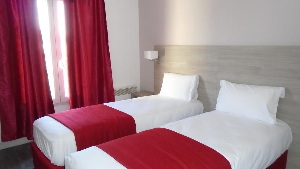 Fasthome Gonesse Kamer foto