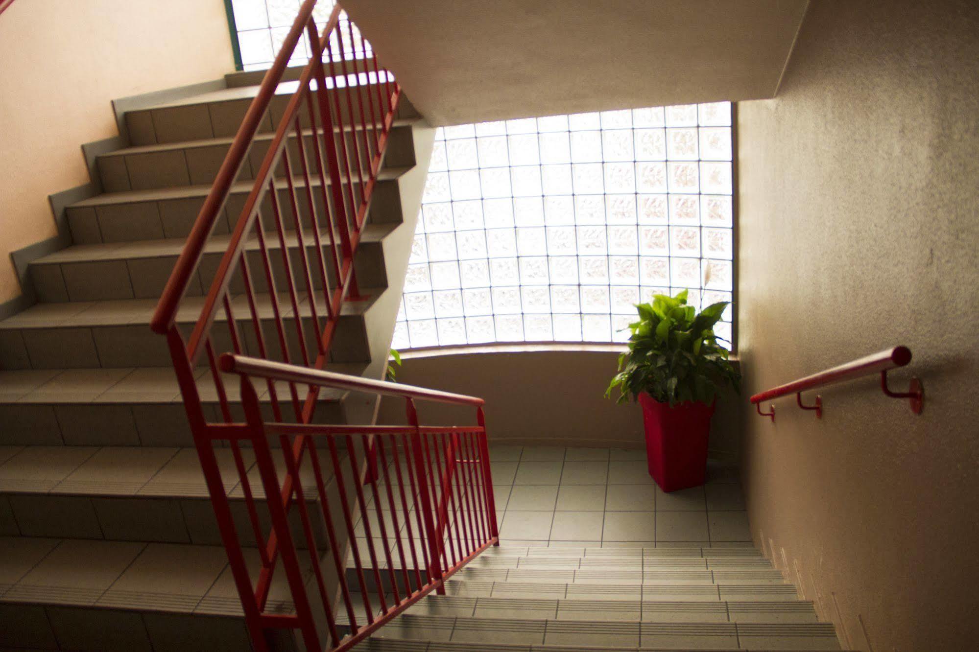 Fasthome Gonesse Buitenkant foto
